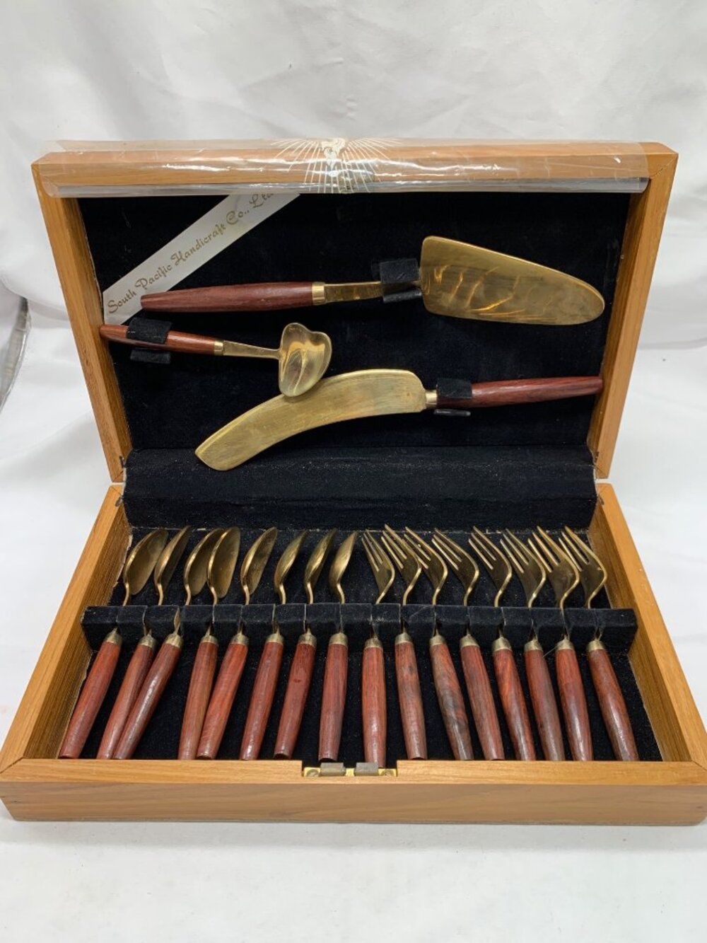 South Pacific Handicraft Co 19 Piece Solid Nickel-Bronze Thai Dessert Flatware S